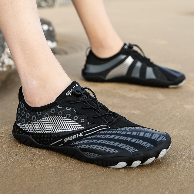 Swimming Shoes Men Women Beach Aqua Shoes Quick Dry Children Barefoot Upstream Hiking Water Shoes For Kids Wading Sneakers