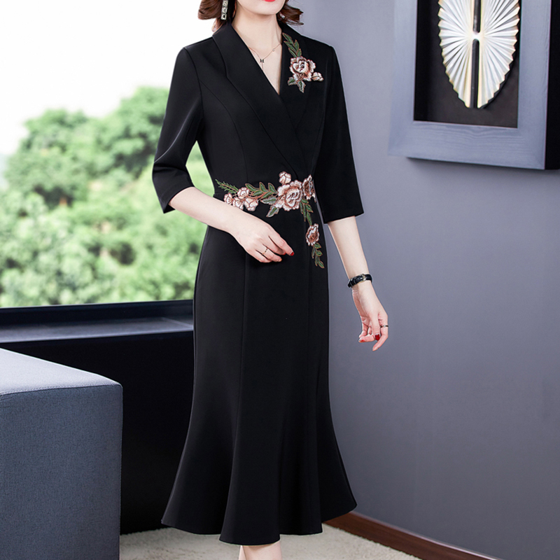 2022-Spring-Black-Embroidery-Floral-Vintage-Suit-Dress-Autumn-Solid-office-lady-Midi-Dress-Women-Bodycon-2.jpg