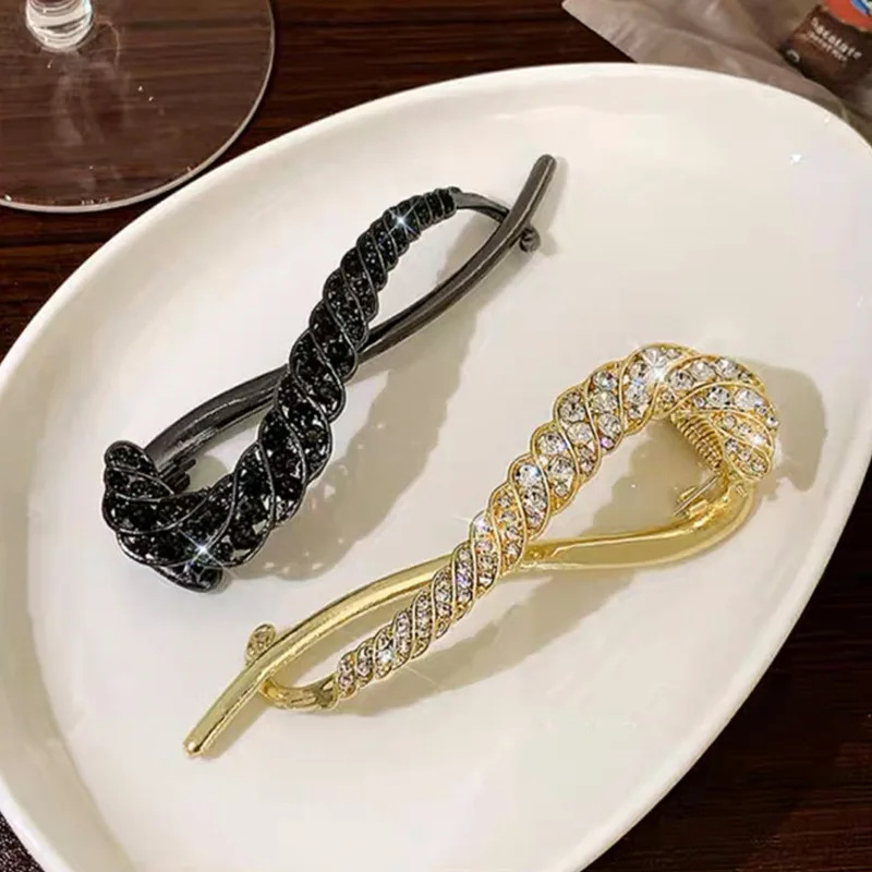 Exquisite Figure Eight Rhinestone Twist Hair Clip Elegant Sparkling Hair Accessories Luxury Hairpin Fashion Jewelry for Women - Image 4