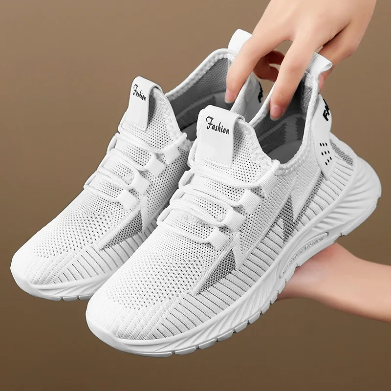Spring and summer women's shoes are breathable and versatile. The mesh sports shoes are comfortable and casual for women - Image 2